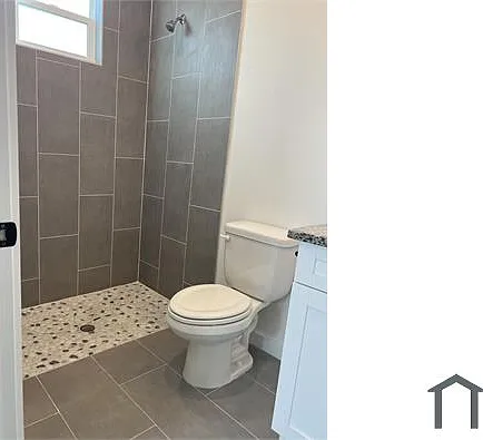 725 Jack Ave S #1 — Photo 10