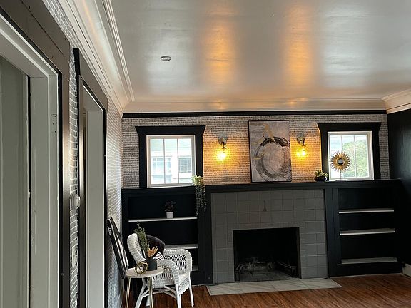 5th image of 4754 19th Ave NE Unit 1