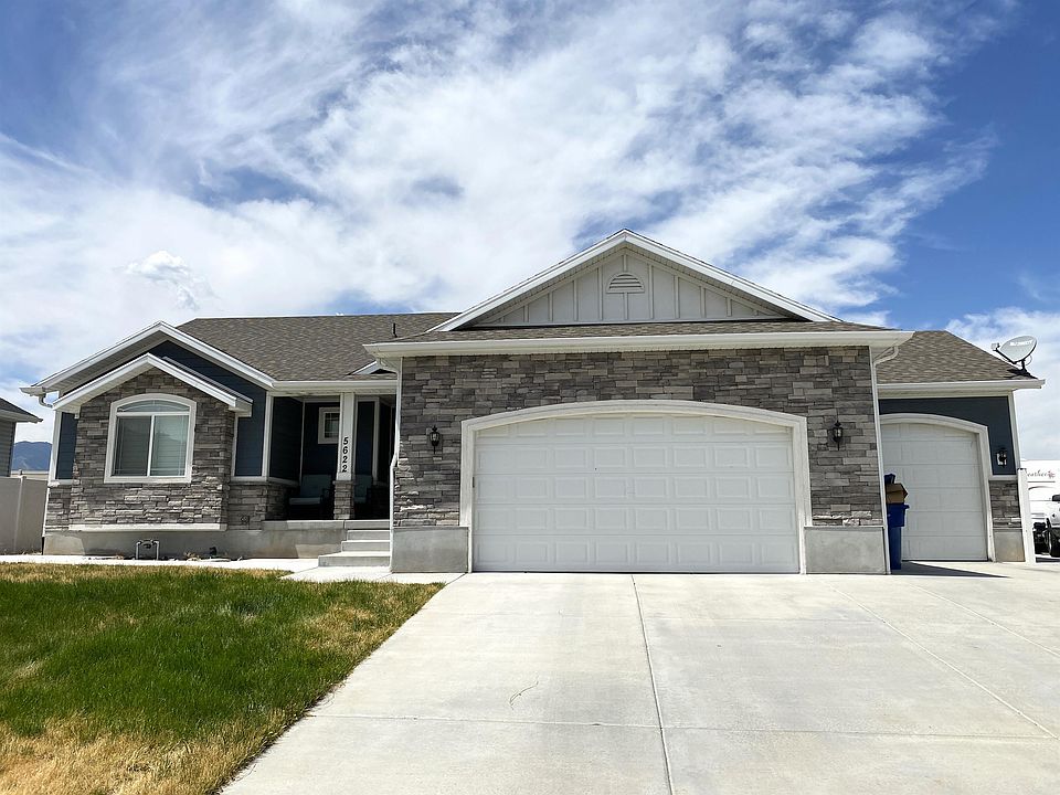 1st image of 5622 S Woodview Dr
