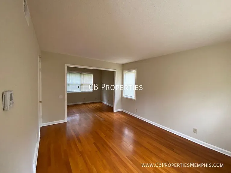 1491 E Holmes Rd — Photo 10