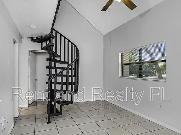4th image of 2122 Bradford St Unit 1-502