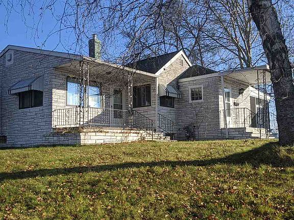 2nd image of 802 E Smith St