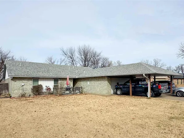 1101 Brentwood Dr, Ponca City, OK 74601