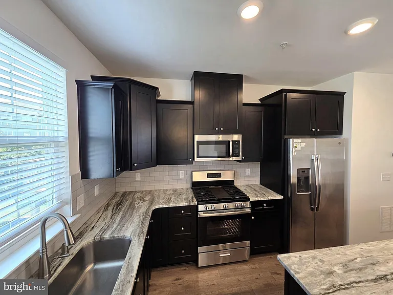 1883 Boulder Dr — Photo 18
