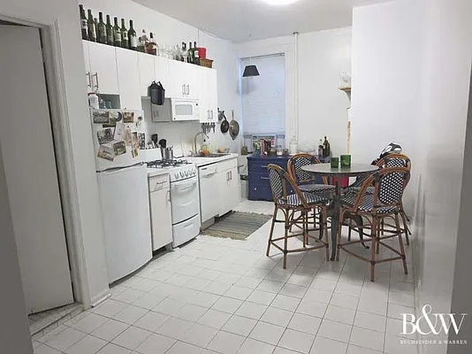 Rented by Buchbinder & Warren | media 16