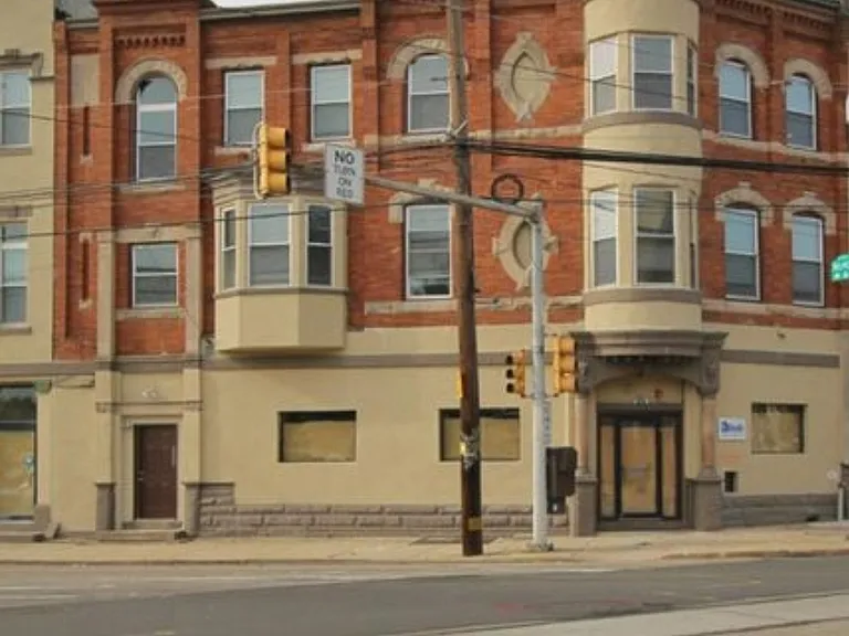 4400 Lancaster Ave #2 — Photo 13