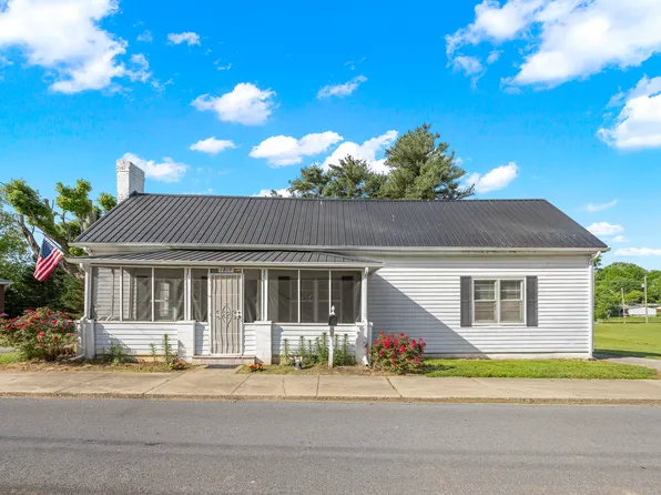 1819 Walnut St, White Pine, TN 37890