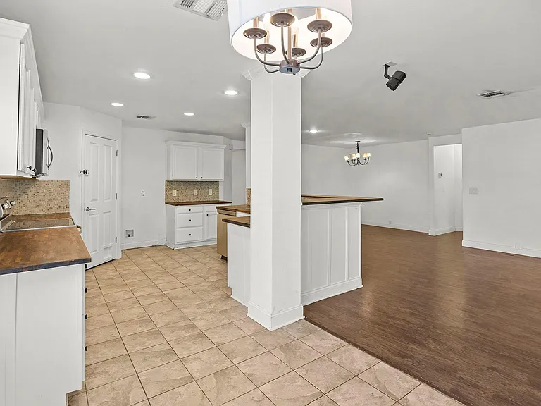 789 Kingfisher Ln — Photo 4
