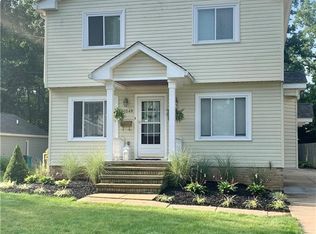 20549 Eastwood Ave, Fairview Park, OH 44126