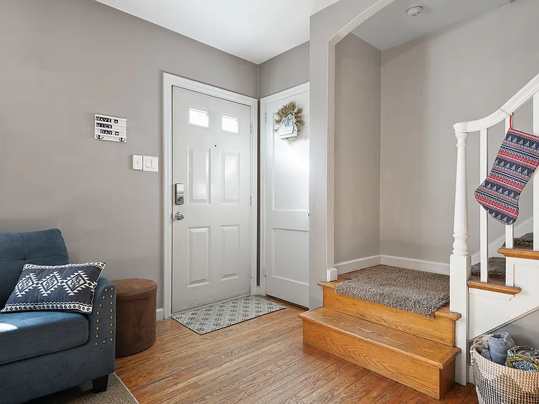 317 Prospect St — Photo 6