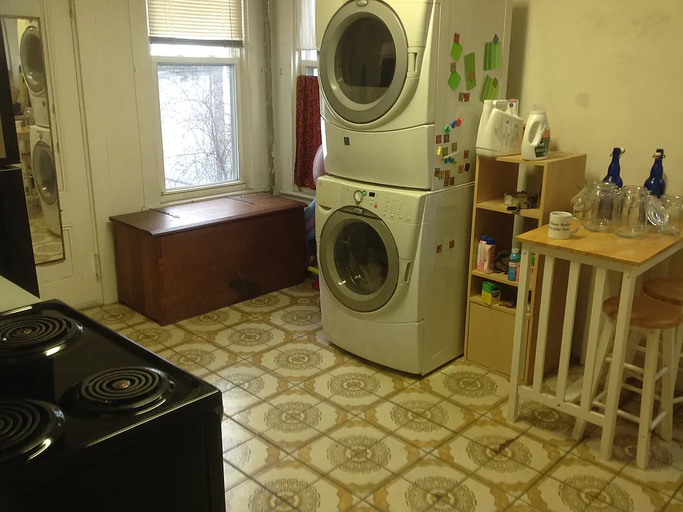 1st floor kitchen