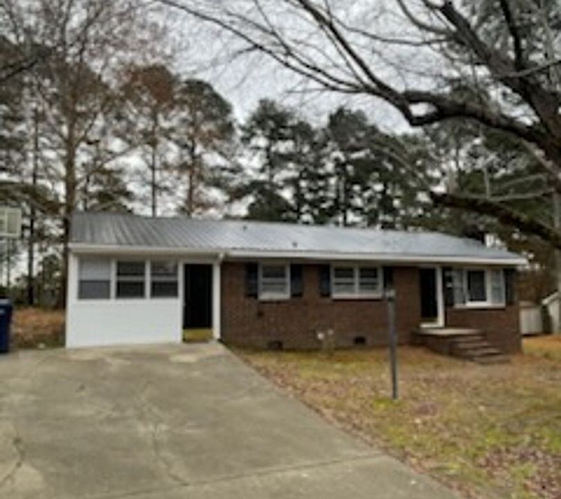 1st image of 301 Abbott Dr