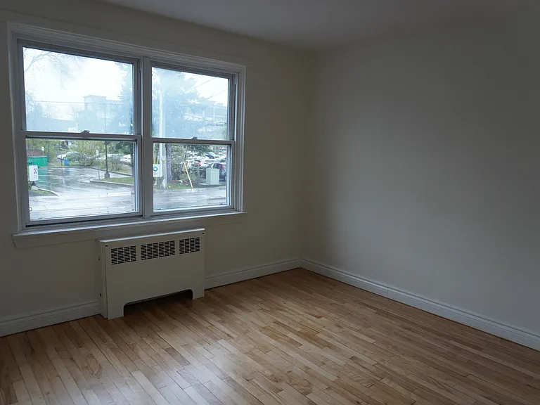 340 Tillbury Ave #4 — Photo 13
