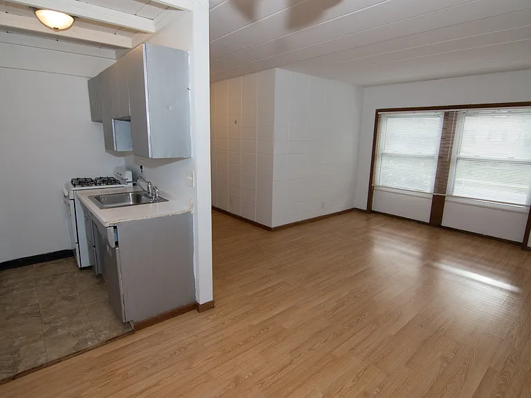 Blaisdell Avenue Apartments — Photo 26
