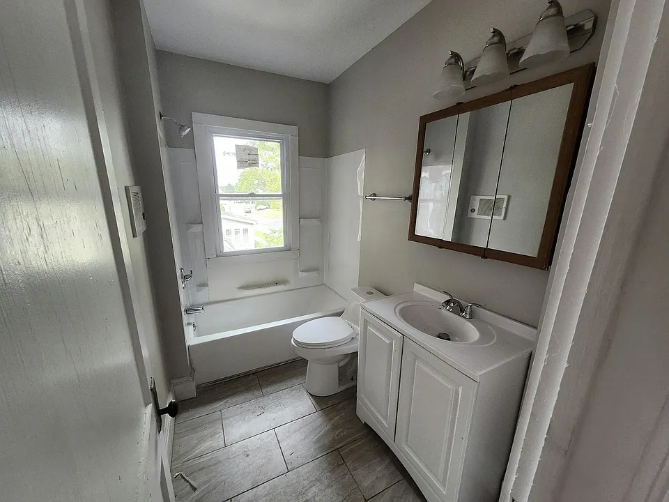 Bathroom - 2nd floor