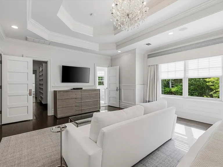 496 Wainscott Harbor Rd — Photo 32