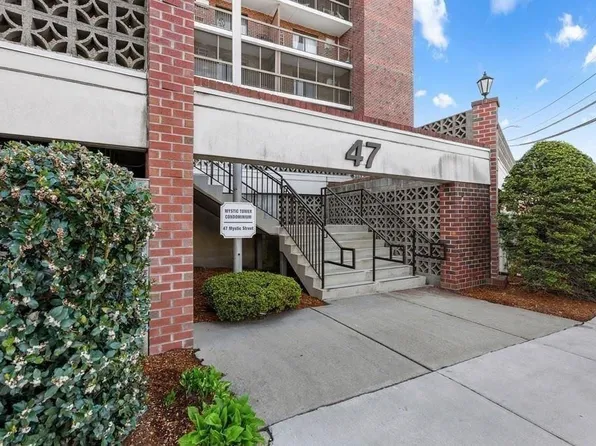 47 Mystic St APT 3F, Arlington, MA 02474