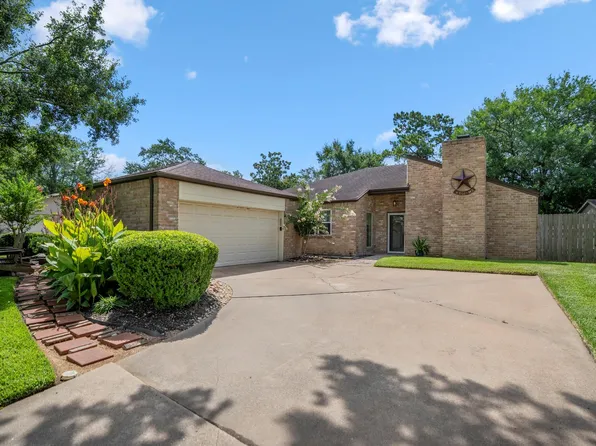 20311 Lake Sherwood Dr, Katy, TX 77450