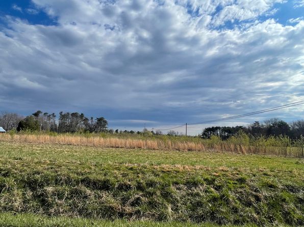 3 Watson Loop Rd, Pikeville, TN 37367