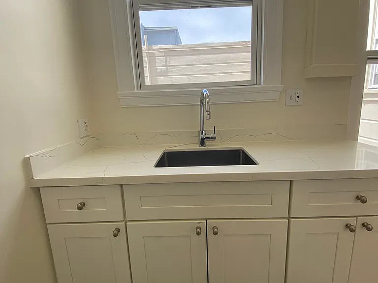 1539 Greenwich St #10 — Photo 8