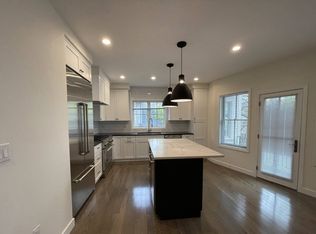 10 Emerson St #1F, Somerville, MA 02143