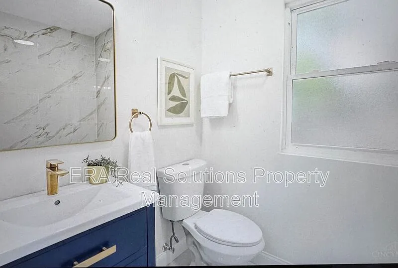 3 bed, 2.0 bath, $2,000 — Photo 3