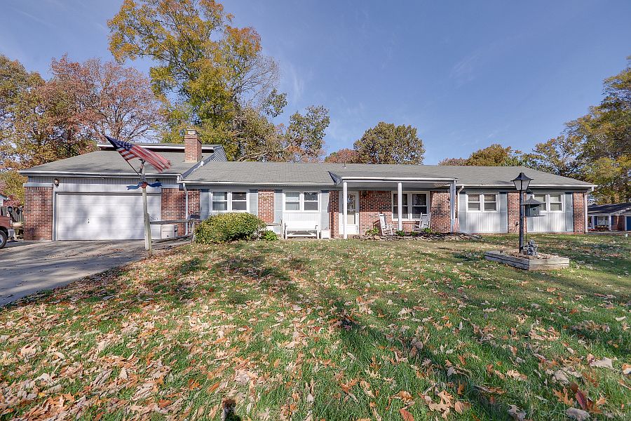 1st image of 4640 Magnolia Dr