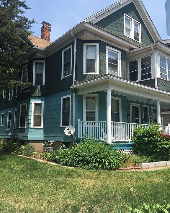 2nd image of 48 Stanley St