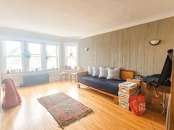 4th image of 1634 W Granville Ave #6205-2