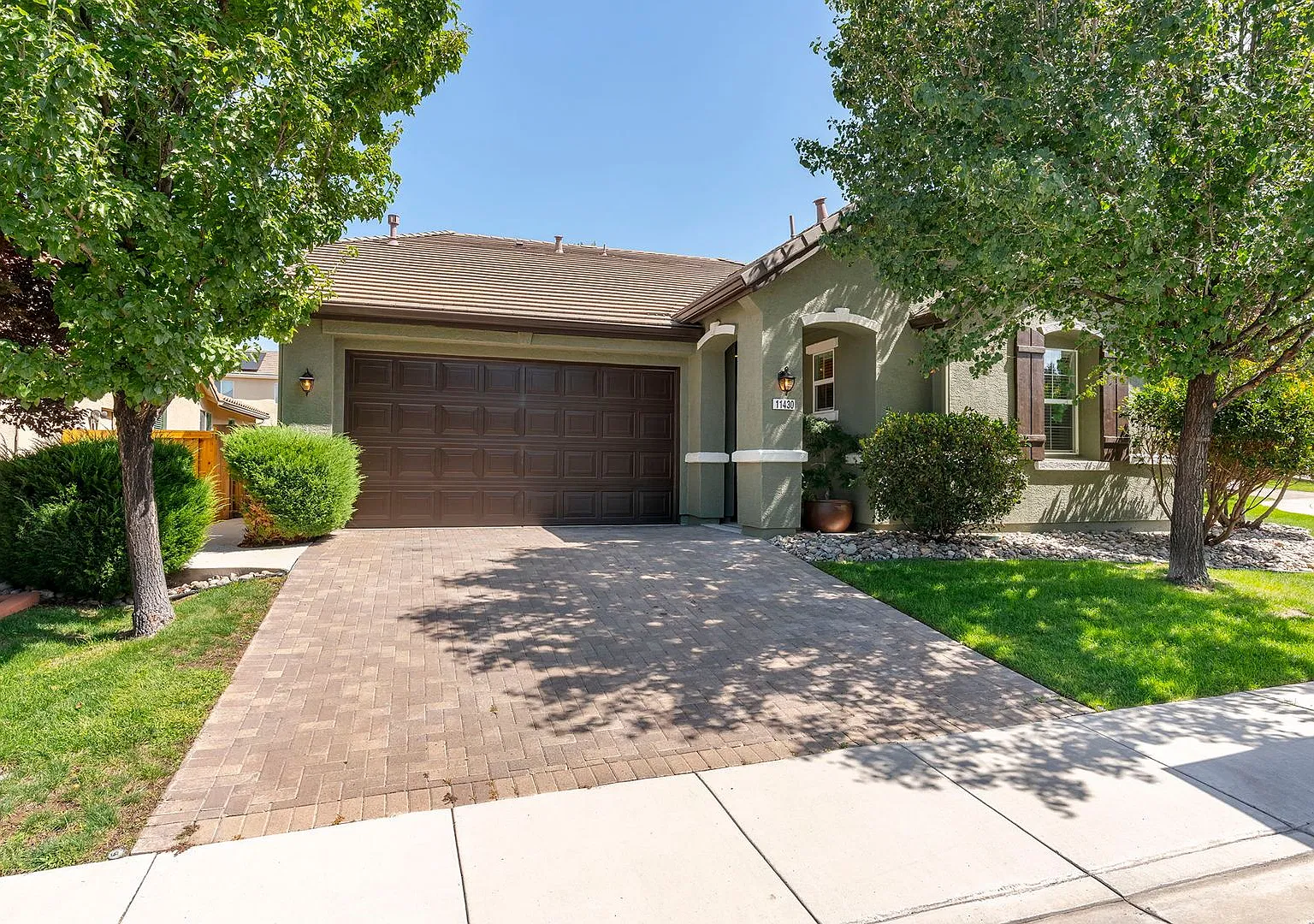 Single-Story 4-Bedroom in South Reno with Covered Patio & Private Yard — Photo 1