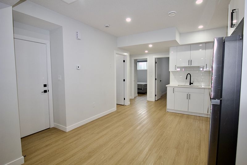 Edmonton House for rent - 4 Bedrooms — photo 11