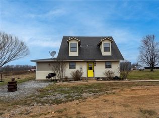 20898 Floyd Moore Rd, Gentry, AR 72734