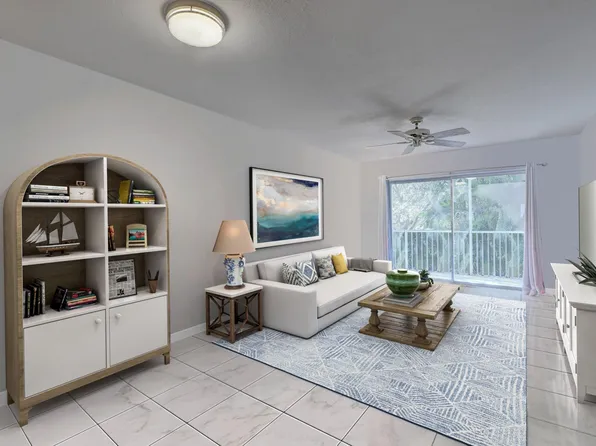 899 SE 2nd Avenue #215, Deerfield Beach, FL 33441