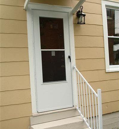 2nd image of 3743 Llewellyn Ave