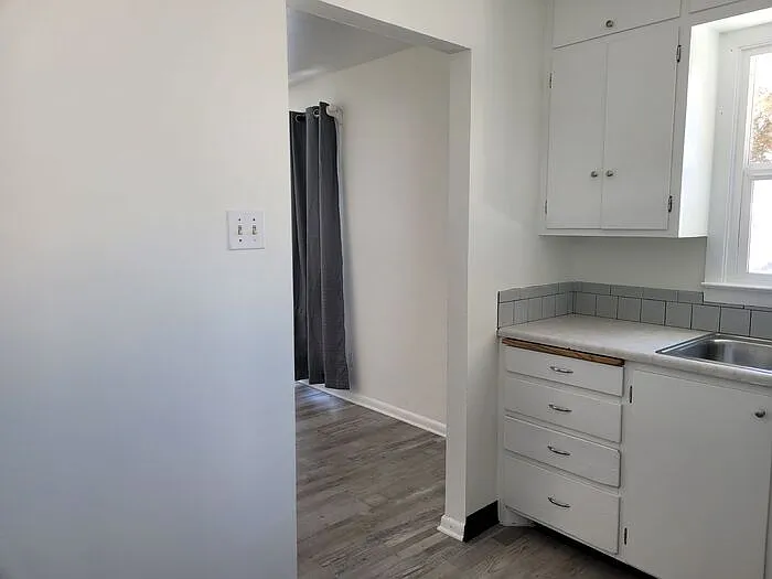 1 bed, 1.0 bath, 528 sqft, $1,200 — Photo 4
