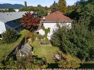 2516 Dingwall St #1, North Cowichan, BC V9L 2Y9