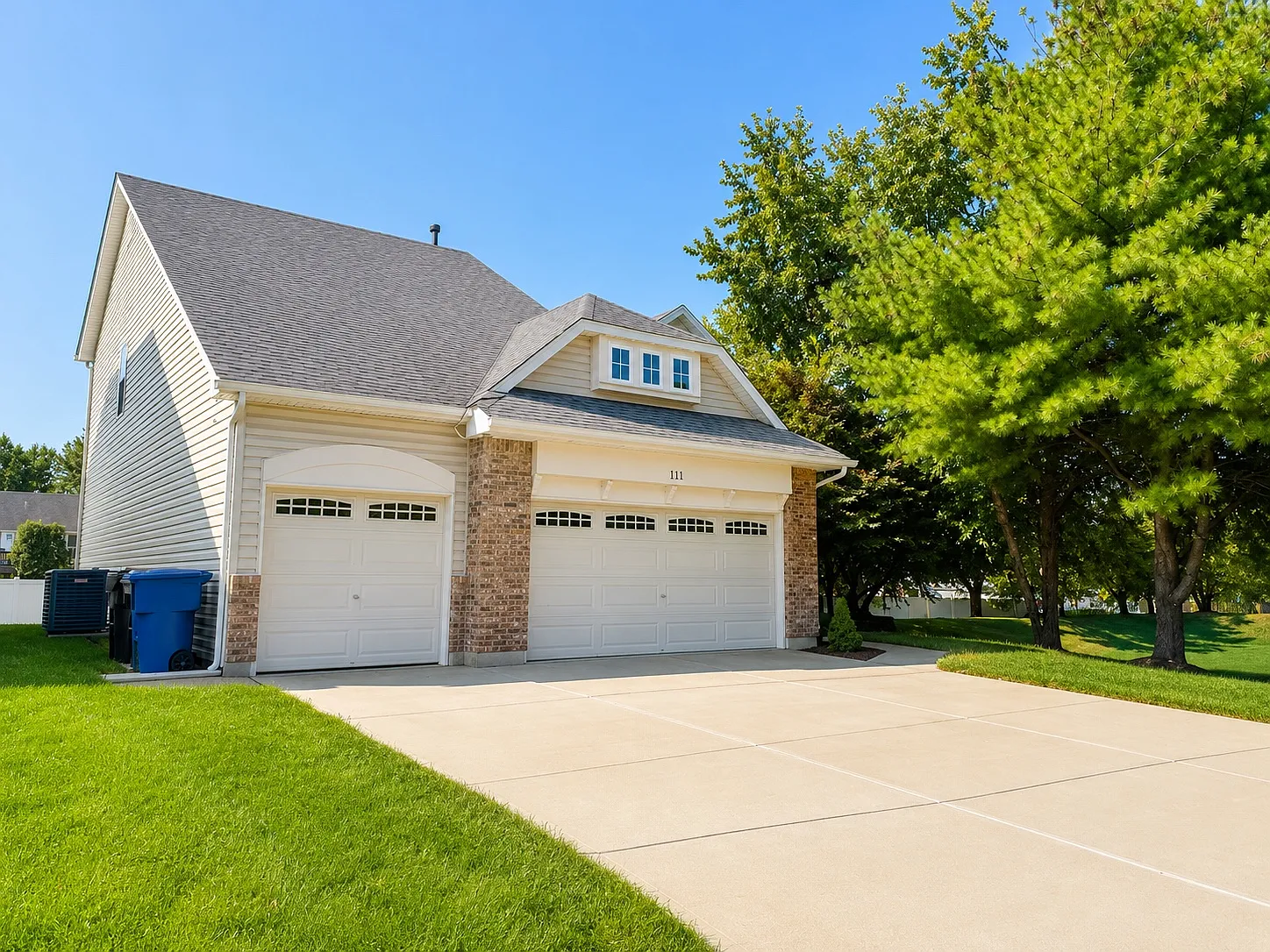 111 Berry Manor Cir — Photo 3