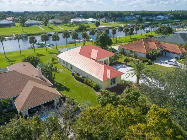 2652 SW River Shore Drive, Port St Lucie, FL 34984