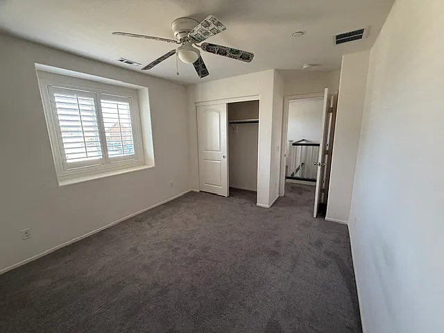 15645 Calabria Ct — Photo 31