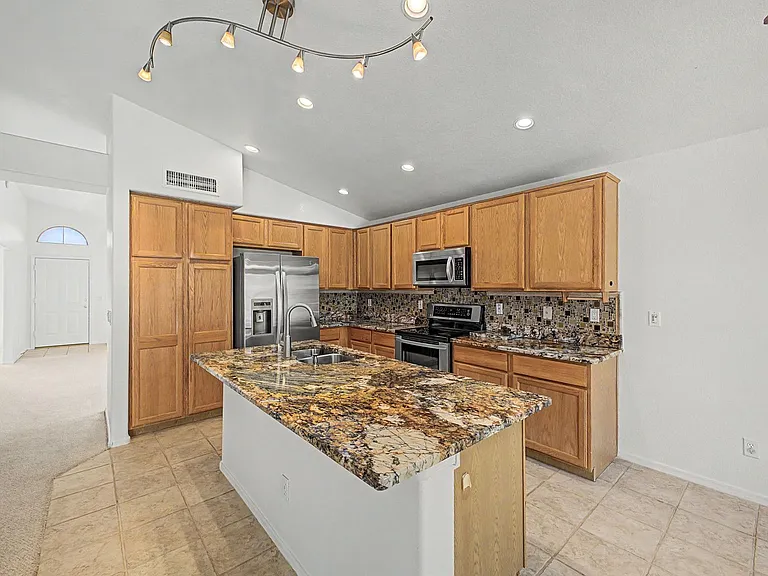 17807 N Juneberry Dr — Photo 16