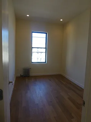 Rented by Bohemia Realty Group | media 23