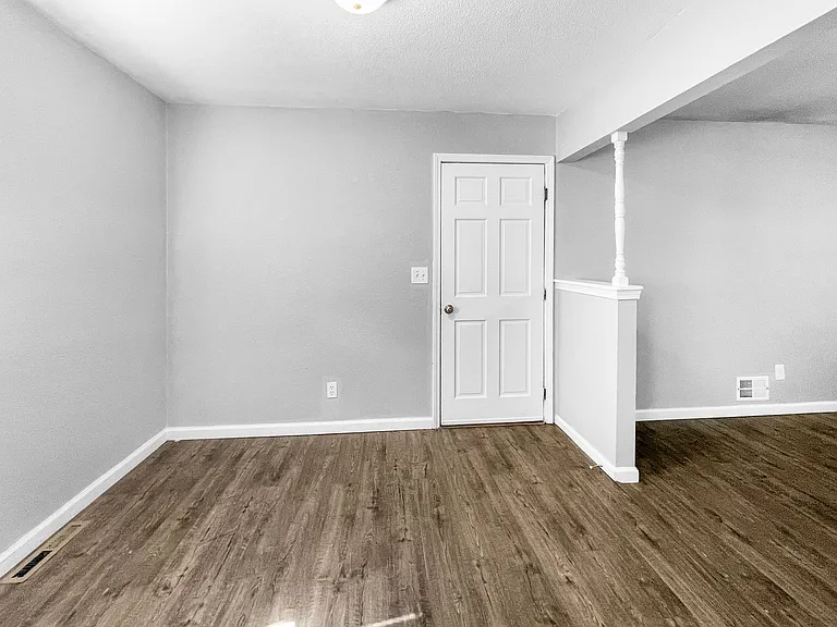 8307 Ditzler Ave — Photo 5
