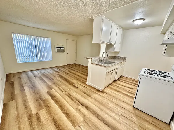 7423 N Lankershim Blvd, North Hollywood, CA