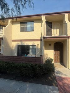 13900 Studebaker Rd APT 13, Norwalk, CA, 90650