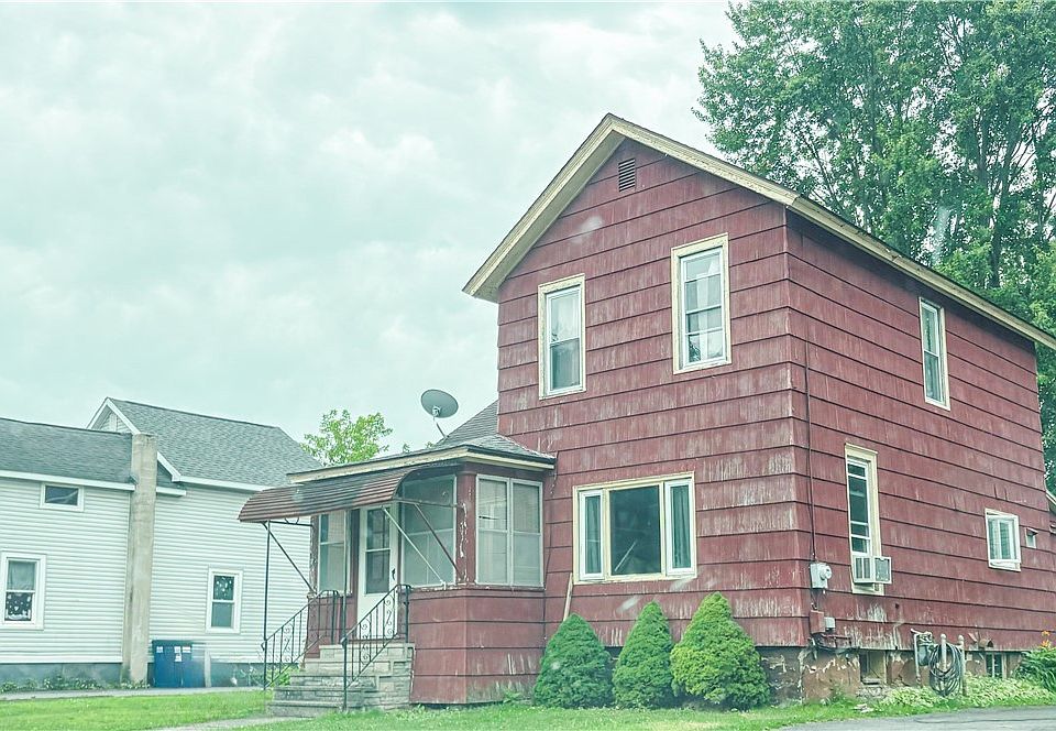 1st image of 235 Williams St