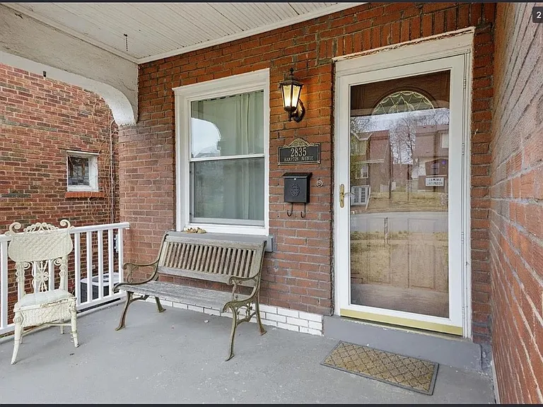 2835 Hampton Ave — Photo 5