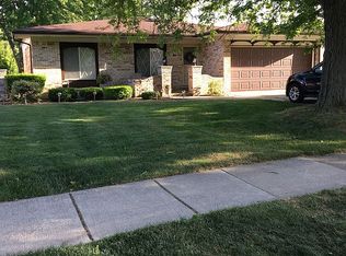 5222 Botsford Ave, Sterling Heights, MI 48310