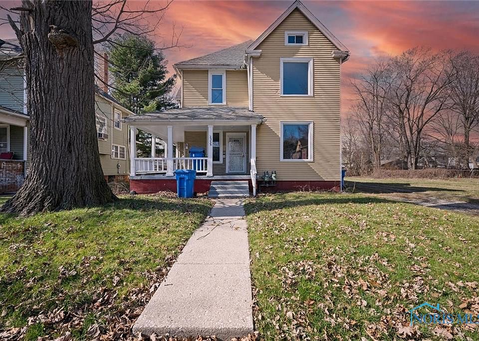 1st image of 2353 Maplewood Ave