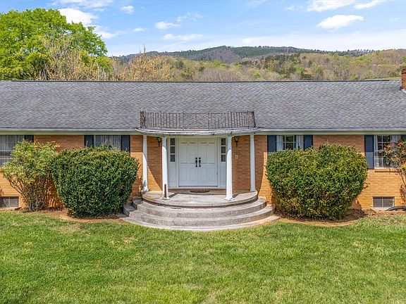5th image of 2783 Rutledge Pike