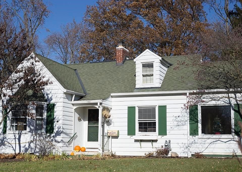 1st image of 184 Westview Ave